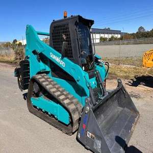 Cargadora compacta de ruedas usada Sunward SWL3220 para excavación en venta - Product Image 1