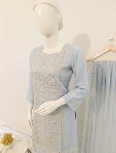 Parti formel indien pakistanais en mousseline de soie entièrement lourd brodé Anarkali Daman manches CutWork bordure 50 pouces Maxi Ghera dentelle - Product Image 4