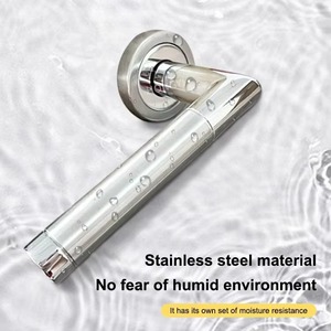 มือจับประตูสีเงินมีสไตล์พร้อมล็อคในตัวเหมาะสำหรับประตูทางเข้าไม้ในบ้านอพาร์ทเมนต์และสำนักงานจากอินเดีย - Product Image 6