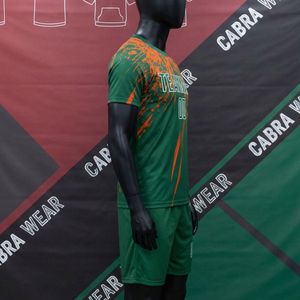 Conjunto de Uniforme de Fútbol Personalizado para Hombre y Mujer, Transpirable, de Secado Rápido, 100% Poliéster, Cuello Redondo, Manga Corta, Alta Calidad, al por Mayor - Product Image 4