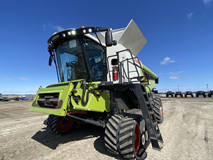 รถเกี่ยวข้าว CLAAS LEXION 510 คุณภาพเยี่ยม - โซลูชันการเก็บเกี่ยวข้าวที่มีประสิทธิภาพและเชื่อถือได้ มีจำหน่าย - Product Image 3