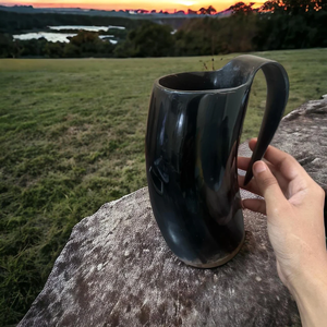 Cuerno para beber pulido y tallado medieval hecho a mano, estilo decorativo de animales náuticos para el hogar, la Navidad y el marfil - Product Image 6
