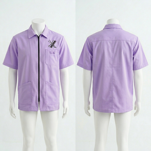 Chaqueta de Barbero para Hombre, Premium, 220 GSM, Sarga de Polialgodón, Lavanda, Manga Corta, Cierre Frontal con Cremallera, Logotipo Bordado, Uniforme - Product Image 1