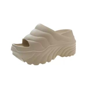 Sandalias de malla antideslizantes para mujer, estilo versátil, tendencia de moda de verano, para uso en exteriores, diseño atemporal. - Product Image 4