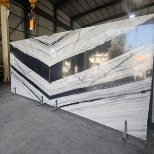 Losas de Mármol Blanco Pulido Diseño Panda, Patrón de Remolino Negro Dramático, Piedra Natural de Lujo para Pisos de Interiores de Apartamentos - Product Image 1