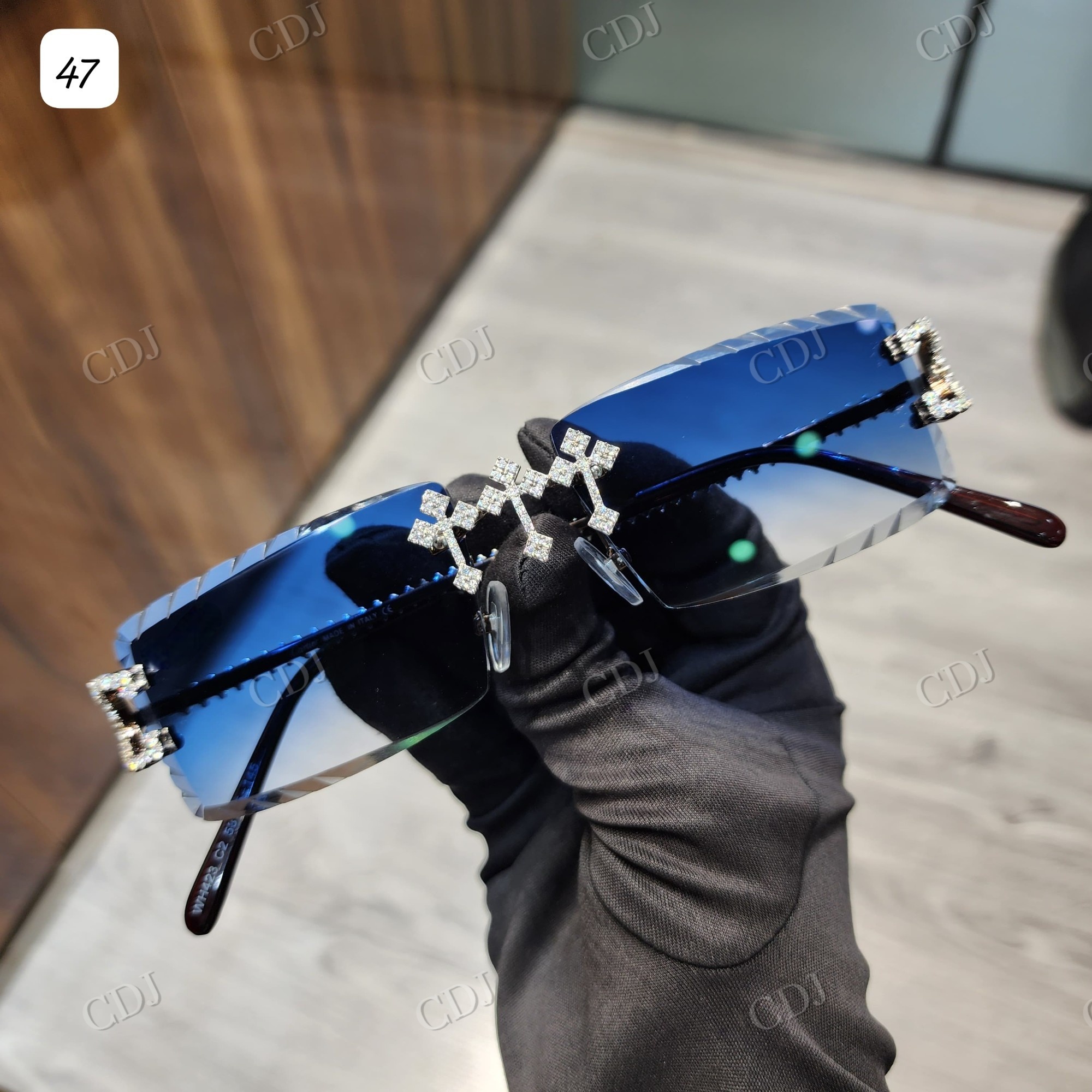 แว่นกันแดด