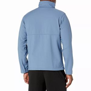 Veste softshell imperméable pour homme, coupe-vent, respirante et légère, idéale pour la randonnée par temps froid - Product Image 2