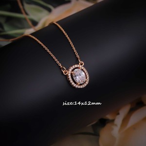 Collier pendentif ovale en alliage de haute qualité avec pierres en zircone cubique (AD), plaqué or, bijoux tendance pour femmes - Product Image 1