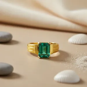 Bague en or jaune plaqué platine avec pierre précieuse verte taille émeraude pour femme - Certifiée IGI, sertissage Bezel, 14 carats - Product Image 1