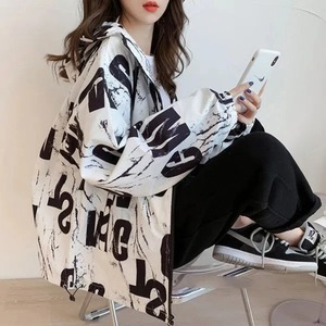 Coréen surdimensionné lâche mince à capuche crème solaire veste à la mode impression lettre femmes en plein air tendance pull décontracté manteaux - Product Image 2