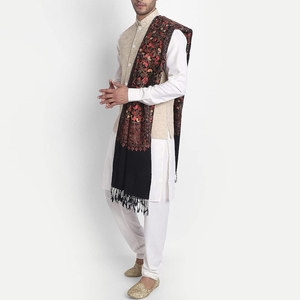 Top Seller Men's <b>Wool</b> Shawl Soft <b>Fabric</b> Customizable by Factory at Low MOQ for Casual Winter Wear - Product Image 5