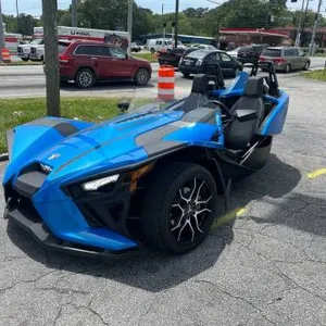 Polaris Slingshots SLR US MSRP 4WHEEL DRIVE 3 Years with Sound System ROOF Cover Included Original NEW