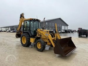 รถตักล้อยางมือสอง ปี 2024 ยี่ห้อ John Deere รุ่น 410K พร้อมปั๊ม MOOG รับน้ำหนักได้ 200 ตัน เครื่องยนต์ Kubota เกียร์ประสิทธิภาพสูง ขาย - Product Image 2