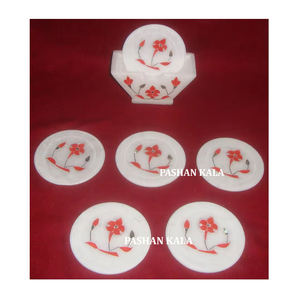 Ensemble de sous-verres en marbre blanc pur fait à la main, nouveau et créatif, avec un design magnifique et une finition polie de qualité supérieure pour les meilleurs articles - Product Image 1