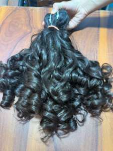 Extensiones de Cabello Humano Rizado Natural JAI DEVI INDUSTRIES JDI, Paquetes de 100g, 100% Virgen, Cutícula Alineada - Product Image 3