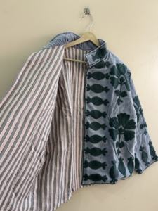 Chaqueta Tradicional India Suzani Bordada en Terciopelo para Mujer, Estilo Hippie, Chaqueta Corta - Product Image 5