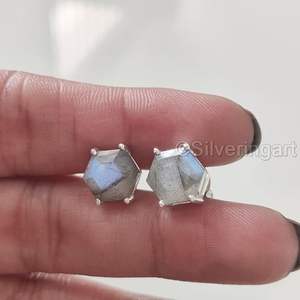 Boucles d'oreilles clous pour femmes, pierre précieuse labradorite naturelle, pierre de naissance authentique, bijoux faits à la main pour Noël, boucles d'oreilles clous en argent sterling 925 - Product Image 5