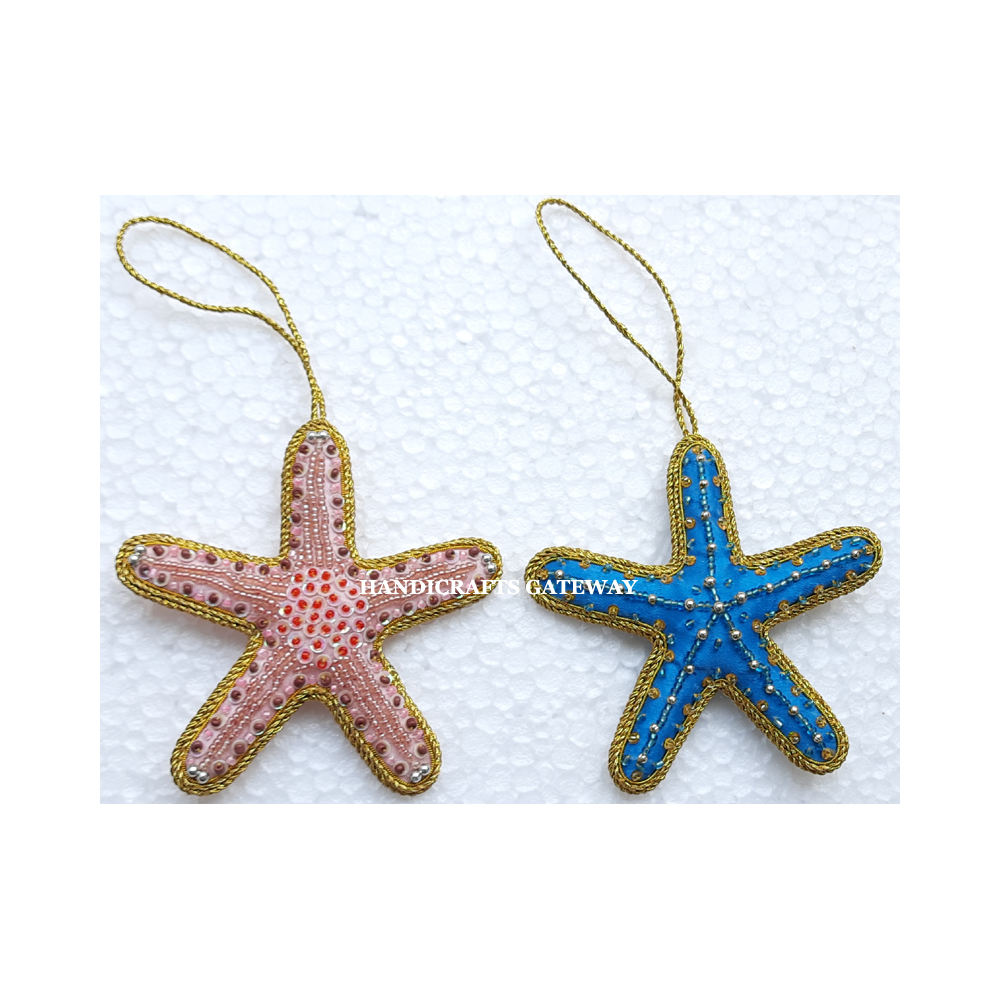 สีชมพูและสีฟ้า