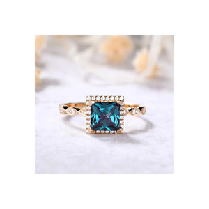 Bague de fiançailles en or massif 18 carats Alexandrite Gemstone Luxury New Design Fine Real Gold Fine Jewelry Rings with Real Diamonds Ring - Product Image 1