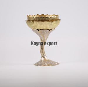 กระถางธูปหอมสำเร็จรูปสีทองเมทัลลิกสลักลายนูนดีไซน์พื้นผิวทำด้วยมือดีไซน์ใหม่ - Product Image 1