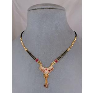 Elegante Mangalsutra tradicional chapado en oro de doble capa con aspecto perfecto para bodas y colección de uso diario para mujeres - Product Image 1