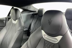 LISTO PARA ENVIAR, MASE-RATI GRANTURISMO MODENA 2024, Volante a la Derecha/Izquierda, Motor V6 Twin-Turbo de 483 HP, Tracción en las Cuatro Ruedas - Product Image 5