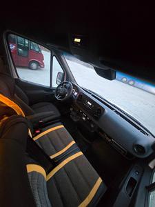 Mercedes-Benz Sprinter RWD 517 CDI Usato del 2024, 4 Cilindri 2.0L Diesel Euro6 170CV, Cambio Manuale, Guida a Sinistra - Product Image 3