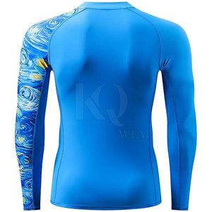 เสื้อรัดรูปแขนยาวป้องกันรังสียูวีสำหรับผู้ชายรุ่นใหม่ ผลิตจากผ้าสแปนเด็กซ์/โพลีเอสเตอร์ แห้งเร็ว น้ำหนักเบา เป็นมิตรกับสิ่งแวดล้อม - Product Image 3