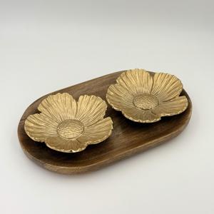 Ensemble de 2 bols décoratifs pour fruits secs, en métal doré, avec motif de fleurs dorées en relief et feuilles métalliques à cinq pétales - Product Image 5