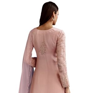 Set Kurta da lavoro ricamato Moti rosa Baby con Dupatta all'ingrosso donna abbigliamento etnico OEM fornitore di fabbrica abbigliamento personalizzato per feste - Product Image 6