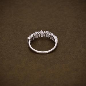 Anillo de Eternidad con Diamantes Cultivados en Laboratorio, Corte Marquise y Baguette, VVS F, Media Eternidad, Diamantes Certificados, Anillo Apilable, Anillo de Compromiso - Product Image 4