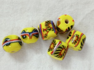 Perles de verre sur le thème Vintage tribal jaune sur mesure pour les créateurs de bijoux et les magasins de perles - Product Image 5