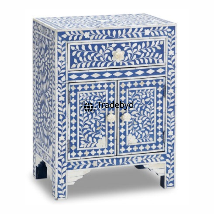 Available in different Colors