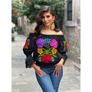 Blusa de Mujer Negra con Hombros Descubiertos, Bordada con Flores Coloridas al Estilo Mexicano, con Borlas - Product Image 1