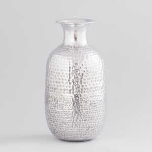 La serie Artisan Metal Vase es perfecta para los planificadores de eventos de hoteles de lujo o diseñadores de interiores con este jarrón de metal disponible - Product Image 3