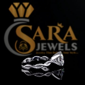 Bague de fiançailles en moissanite VVS hautement demandée, coupe ronde, bande infinie torsadée en argent sterling 925 pour femmes - Product Image 3