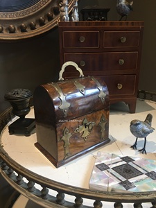 Antique Look Wooden and Brass Bound Hinged Scent <b>Bottle</b> Casket Box <b>Vintage</b> Style Decorative Storage Case for <b>Perfume</b> <b>Bottles</b> - Product Image 4