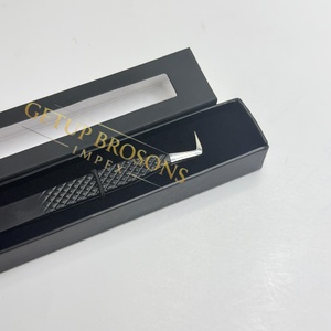 Pince à épiler GETUP BROSONS IMPEX noire 90° en acier inoxydable à pointe argentée, acrylique, anti-magnétique, anti-statique, pour une préhension parfaite des cils - Product Image 1