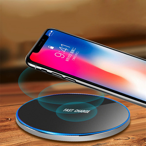 แท่นชาร์จไร้สายแบบพกพา10W 15W QC3.0ชาร์จเร็ว5W ไฟเอาต์พุต USB พอร์ตชาร์จโทรศัพท์ทนไฟ - Product Image 6