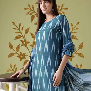 <b>women</b> Ikat Print Pure Cotton Kurta with <b>Trousers</b> & Dupatta indian pakistan salwar kameez - Product Image 1