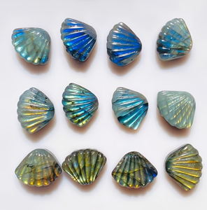 Venta al por Mayor de Piedras Talladas de Labradorita Pulida de Alta Calidad, Recuerdo de Moda, Decoración, Aproximadamente 3 cm - Product Image 1