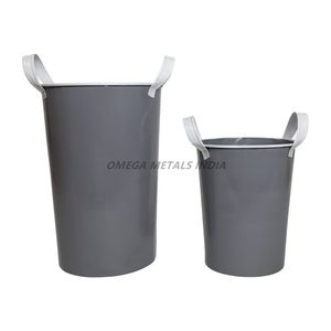 Jarrones de metal de alta calidad en color dorado antiguo con una forma de trompeta única con una base elegante para un estilo de decoración del hogar atemporal - Product Image 6