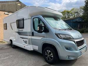 Autocaravana Todoterreno 4x4 Avanzada, Remolque de Viaje para Campamentos al Aire Libre, Camioneta en Venta - Product Image 6