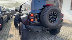 Super promotion, offre exceptionnelle 2024 F0rd Bronco Rapt0r avec un moteur V6 EcoBoost de 3,0 L - Product Image 2