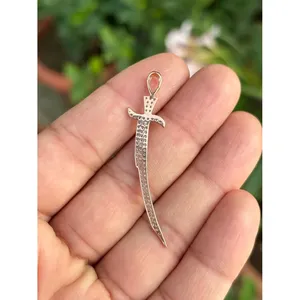 Pendentif Épée en Argent 925, Collection de Breloques Élégantes en Cristal - Product Image 2