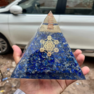Pirámide de orgón de lapislázuli tallada de fábrica directa, natural con símbolo de Metatrón para curación energética y estilo de mascota Vastu - Product Image 5