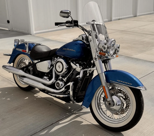 COMO NUEVO - LISTO PARA CONDUCIR - 2400 MILS MILES - HARLEY-DAVIDSON SOFTAIL DELUXE 2018 - Product Image 1