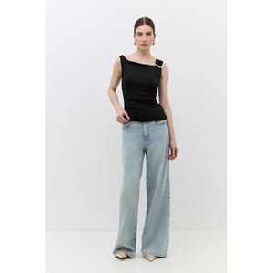 Blusa Casual Chic para Mujer, Cuello Redondo, Hombros Descubiertos, Camisa de Satén con Logotipo Frontal, Corte Regular, 100% Algodón, para Oficina, Temporada de Otoño - Product Image 5