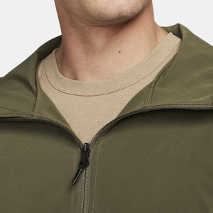 Coupe-vent court design personnalisé avec poches surdimensionnées Vestes coupe-vent unisexe en nylon léger et imperméable - Product Image 3