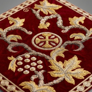 Vestimenta Litúrgica de Terciopelo Granate para Iglesia Ortodoxa, Nabedrennik con Bordado de Lingotes de Oro, Palitsa, Accesorio Litúrgico, Venta al por Mayor - Product Image 5